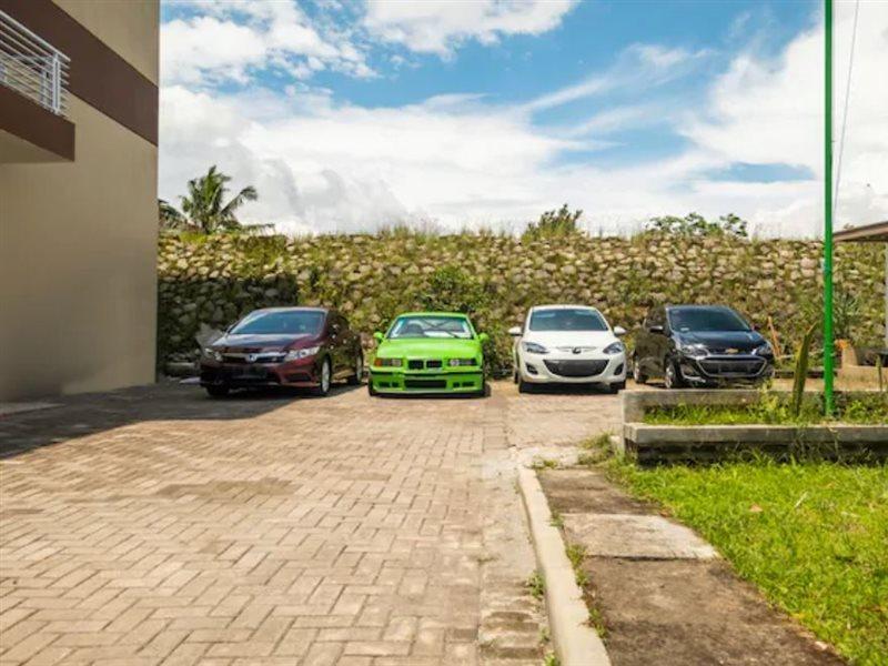 Oyo 2947 Cluster Harris Home Stay & Kos Cimindi Exterior foto
