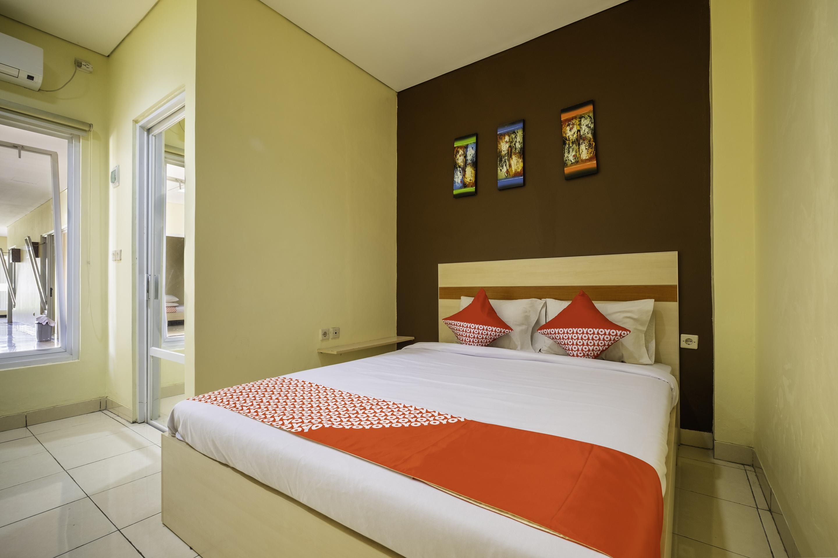Oyo 2947 Cluster Harris Home Stay & Kos Cimindi Exterior foto