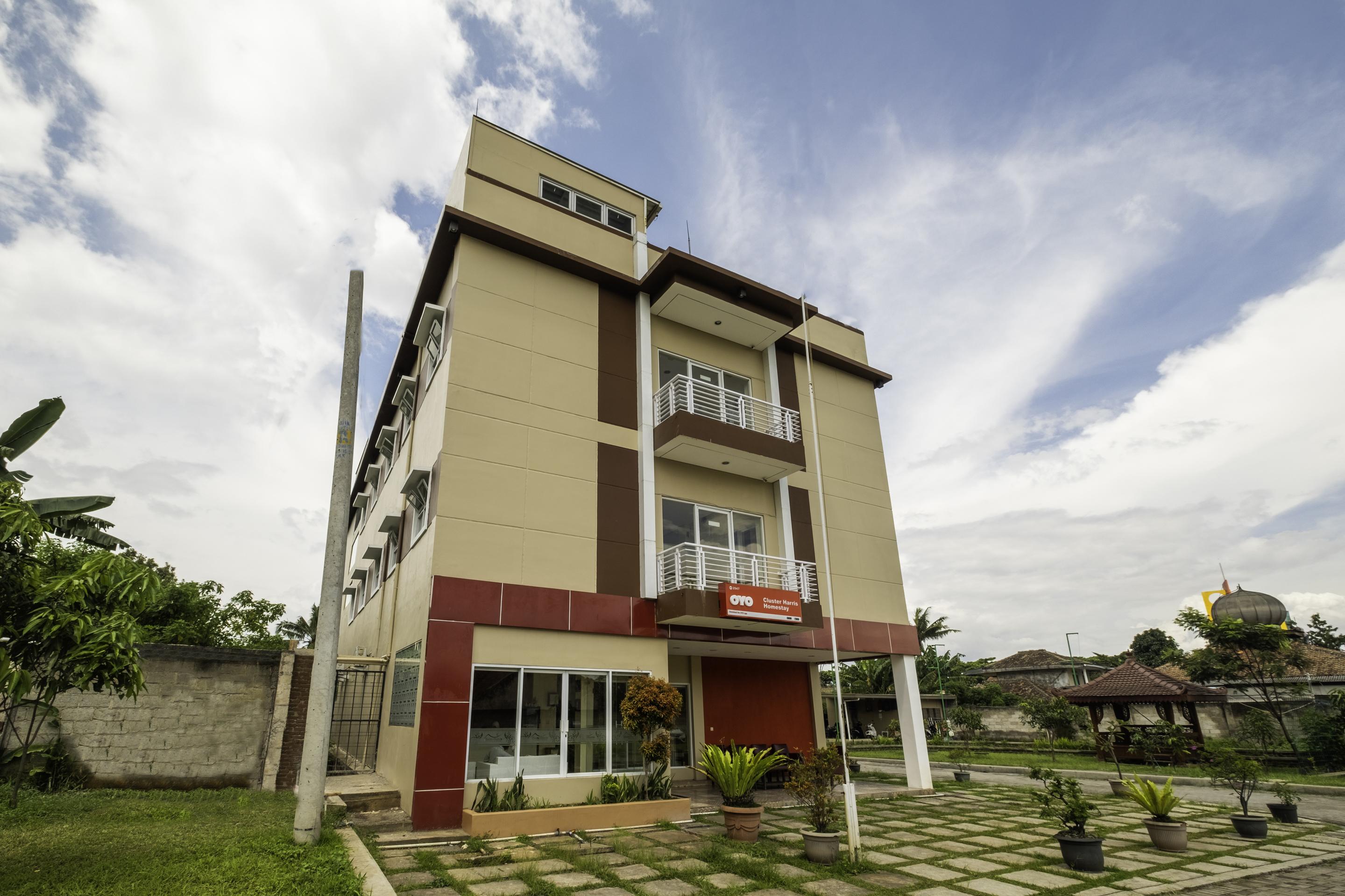 Oyo 2947 Cluster Harris Home Stay & Kos Cimindi Exterior foto